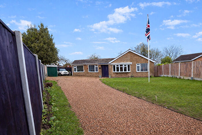 4 Bedroom Detached Bungalow For Sale In Rosehill Close, Saxilby, LN1