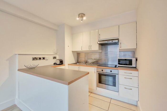 1 Bedroom Flat To Rent In Southampton Row, London, WC1B