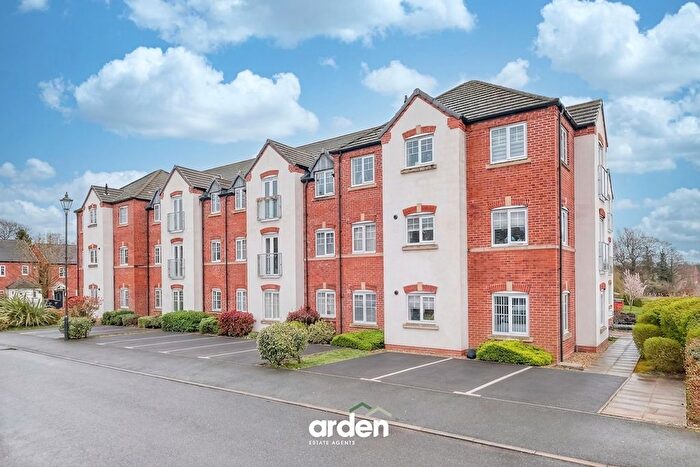 2 Bedroom Flat For Sale In New Meadow Close, Shirley, B90