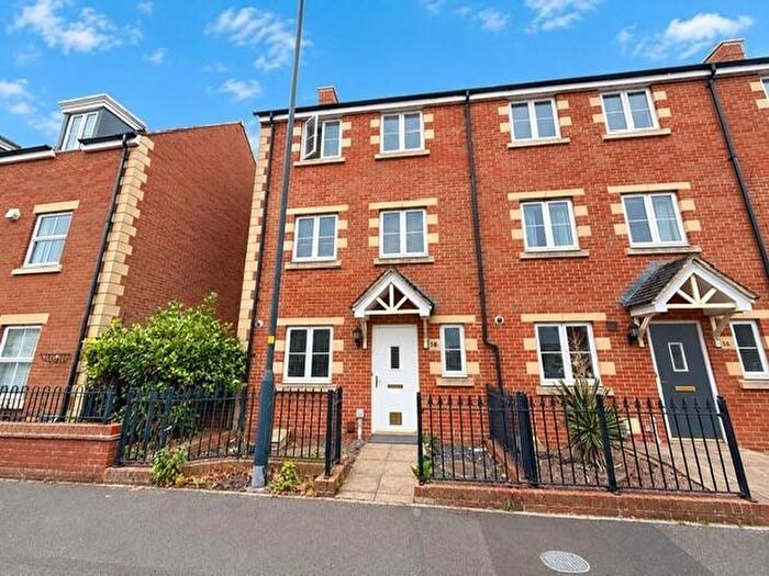 3 Bedroom House To Rent In Oakhurst, North Swindon, SN25