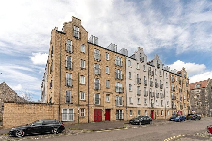 2 Bedroom Flat For Sale In / Giles Street, Edinburgh, EH6