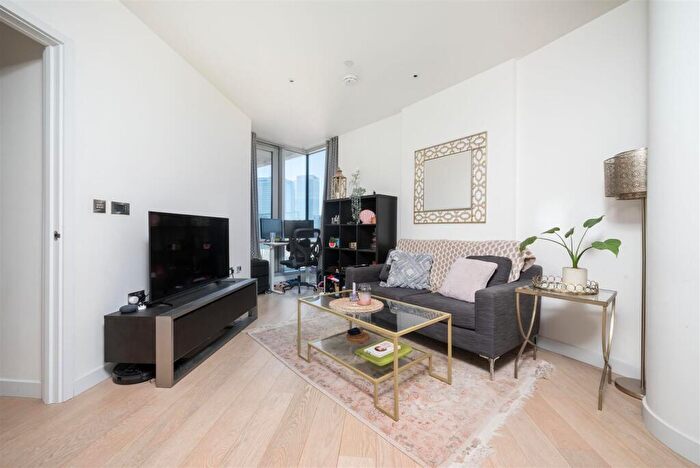 1 Bedroom House For Sale In Charrington Tower, Biscayne Avenue, London, E14
