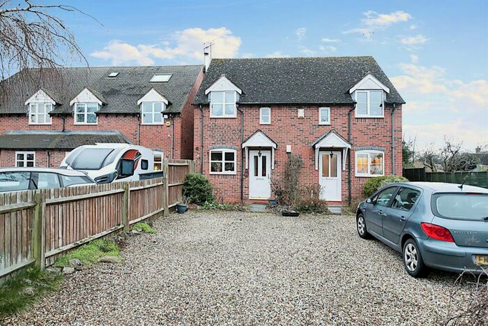 2 Bedroom Semi-Detached House For Sale In Birdingbury Road, Marton, Rugby, CV23