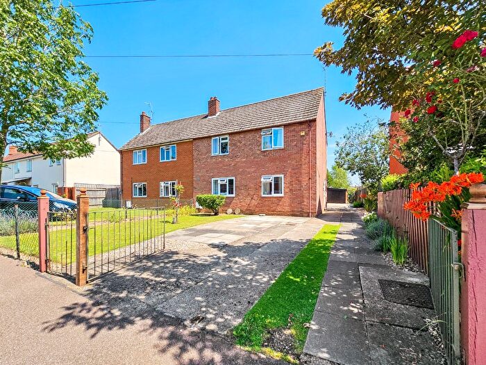 3 Bedroom Semi-Detached House For Sale In Churchfield Avenue, Sawston, Cambridge, CB22