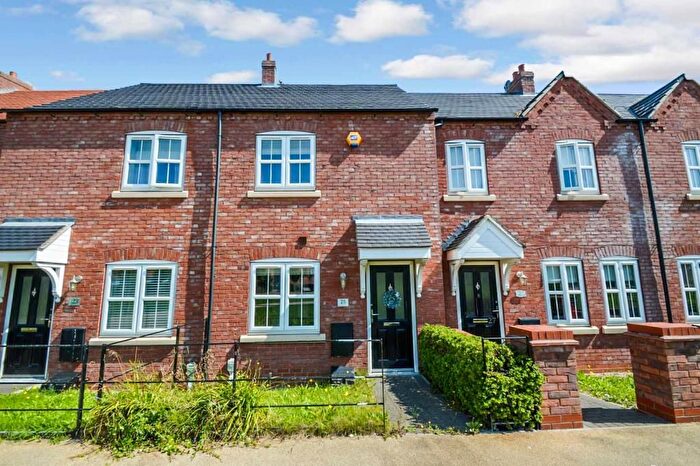 2 Bedroom Terraced House To Rent In Village Green Way Kingswood, Hull, HU7