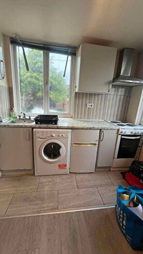 1 Bedroom Flat To Rent In Russell Road, Birmingham, B28