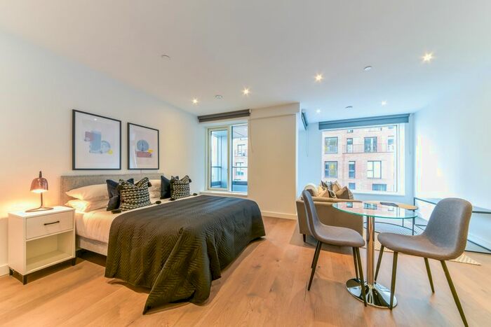 Studio To Rent In Deacon Street, Elephant Amp; Castle, London, SE17