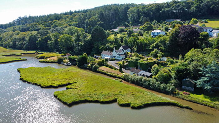 4 Bedroom Semi-Detached House For Sale In Polgreen, Polbathic, Torpoint., PL11