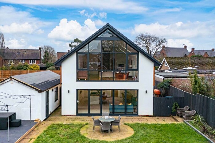 5 Bedroom Detached House For Sale In Poplars Farm Road, Barton Seagrave, NN15