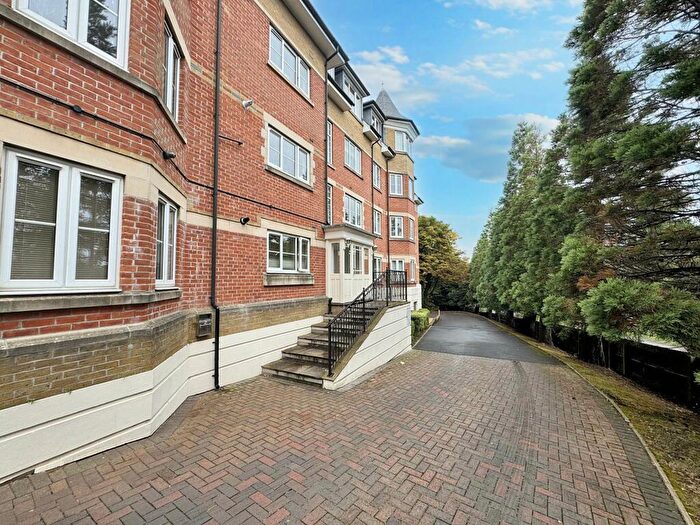 2 Bedroom Flat To Rent In Norwich Avenue West, Bournemouth, BH2