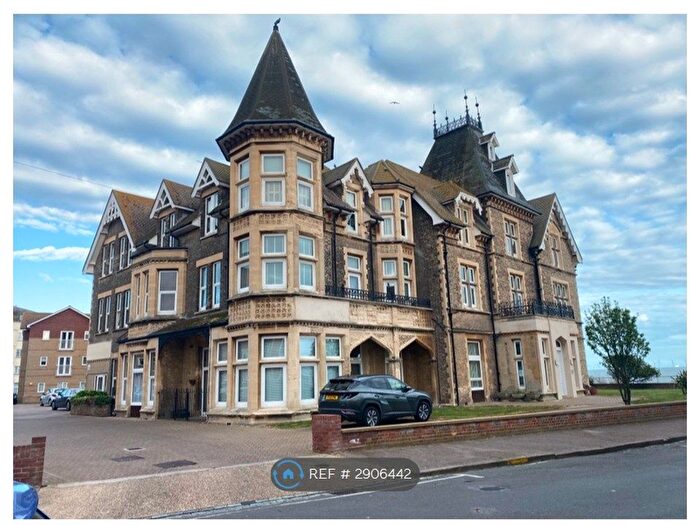1 Bedroom Flat To Rent In The Towers, Clacton-On-Sea, CO15
