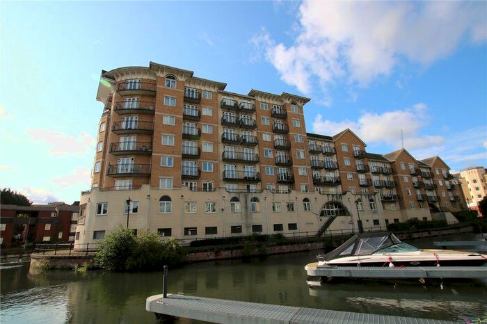 2 Bedroom Flat To Rent In Blakes Quay, Gas Works Road, Reading, Berkshire, RG1