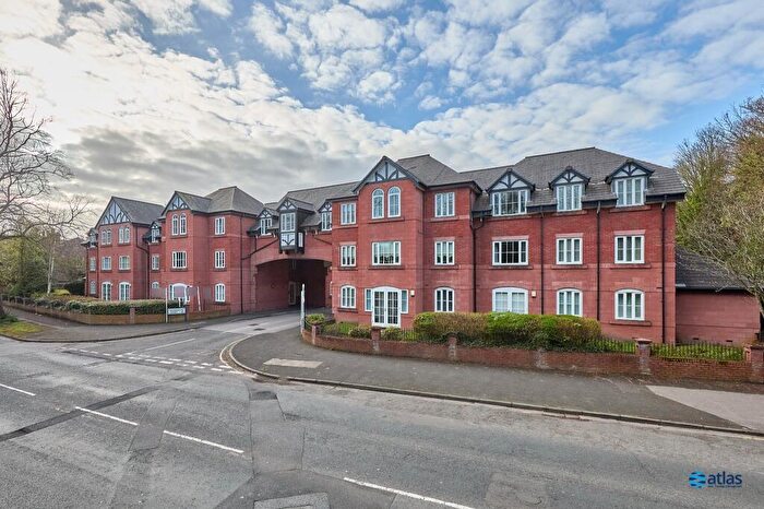 2 Bedroom Apartment For Sale In Woodholme Court, Gateacre, L25