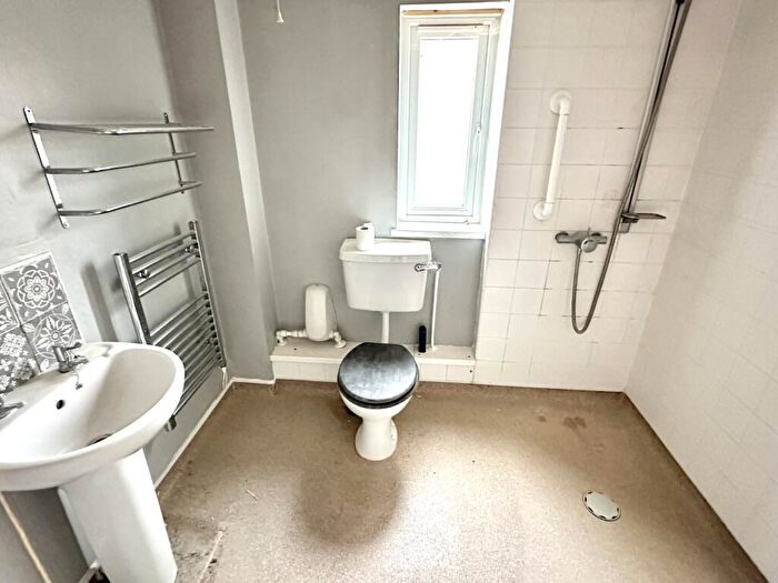 2 Bedroom Semi-Detached House For Sale In Mill Close, Sutton-On-Trent, Newark, Nottinghamshire, NG23