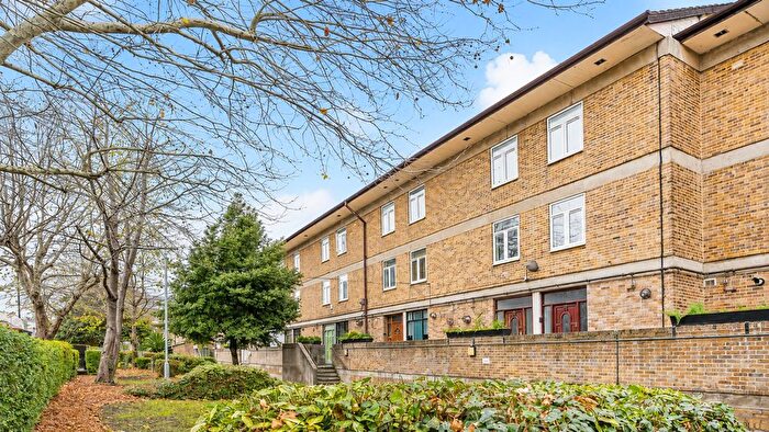 4 Bedroom Terraced House To Rent In Kingsland Road, London, E2