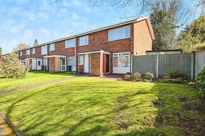 2 Bedroom Maisonette For Sale In Enfield Close, Birmingham, B23