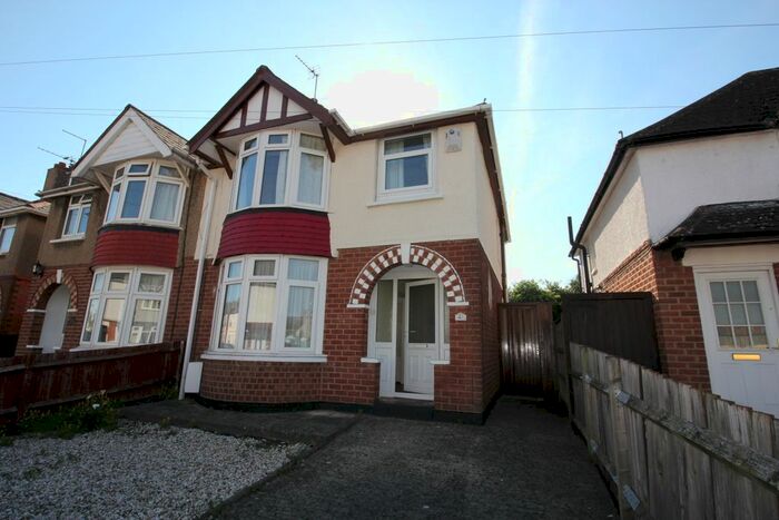3 Bedroom Semi-Detached House To Rent In Massey Road, Gloucester, GL1