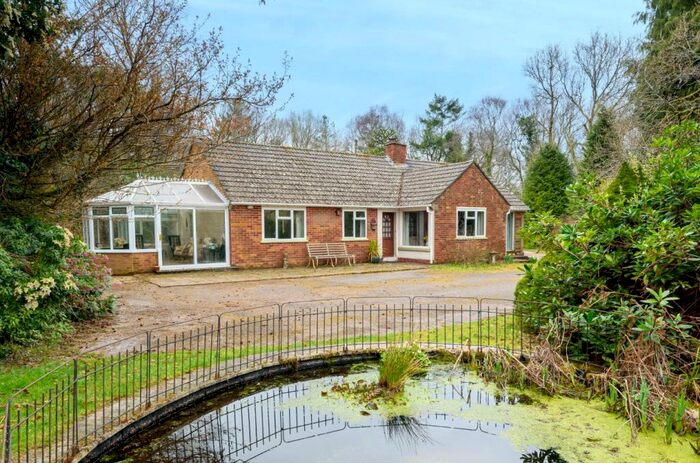 3 Bedroom Bungalow For Sale In Stoodleigh, Tiverton, EX16