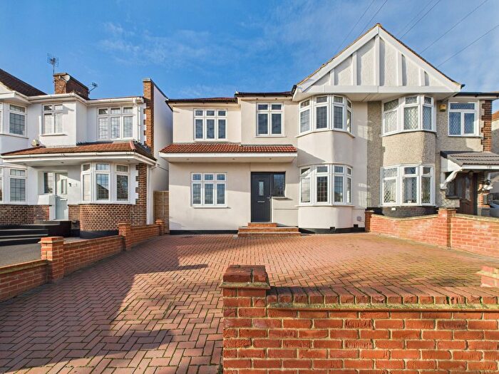 4 Bedroom Semi-Detached House For Sale In Penhill Road, Bexley, Kent, DA5