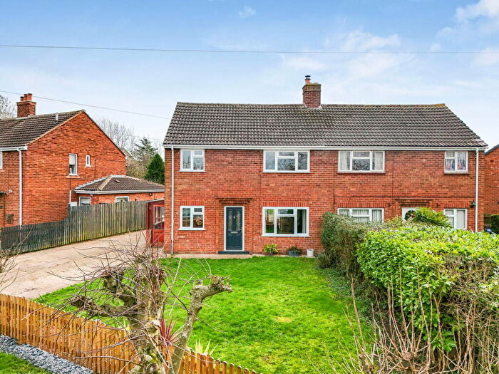 3 Bedroom Semi Detached House For Sale In The Horsepool, Lilbourne, Rugby, CV23