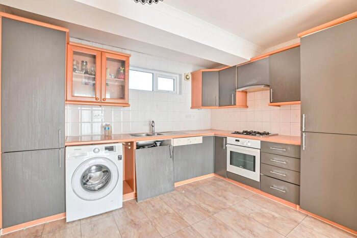 1 Bedroom Flat For Sale In Byron Road, North Wembley, Wembley, HA0