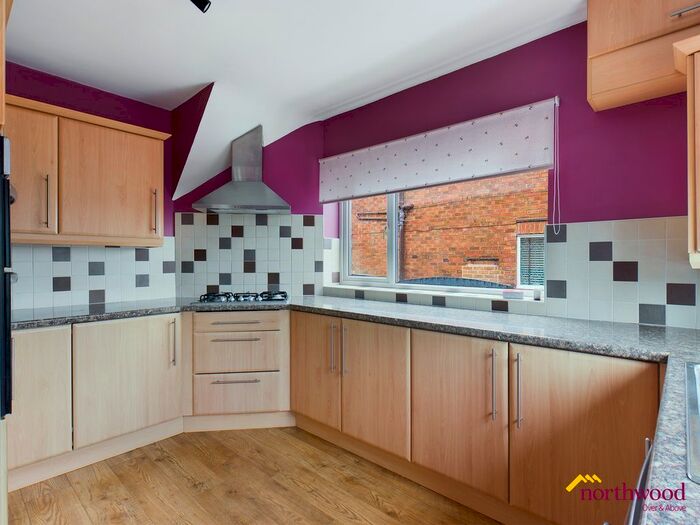 3 Bedroom Semi-Detached House To Rent In Fernlea Grove, Park Hall, Stoke-On-Trent, ST3