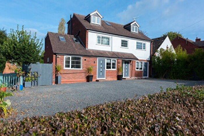 1 Bedroom Flat To Rent In Alcester Road, Stratford-Upon-Avon, CV37