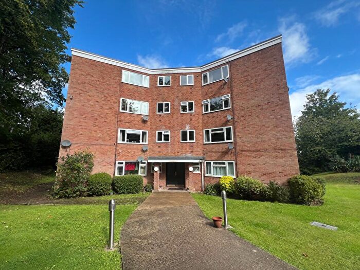 1 Bedroom Flat To Rent In Runnymede Court, West End, SO30