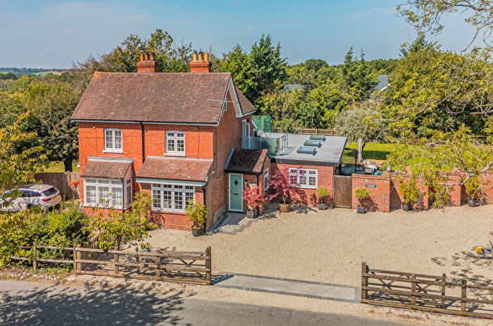 3 Bedroom Equestrian Facility For Sale In Horns Hill, Soberton, Southampton, Hampshire, SO32