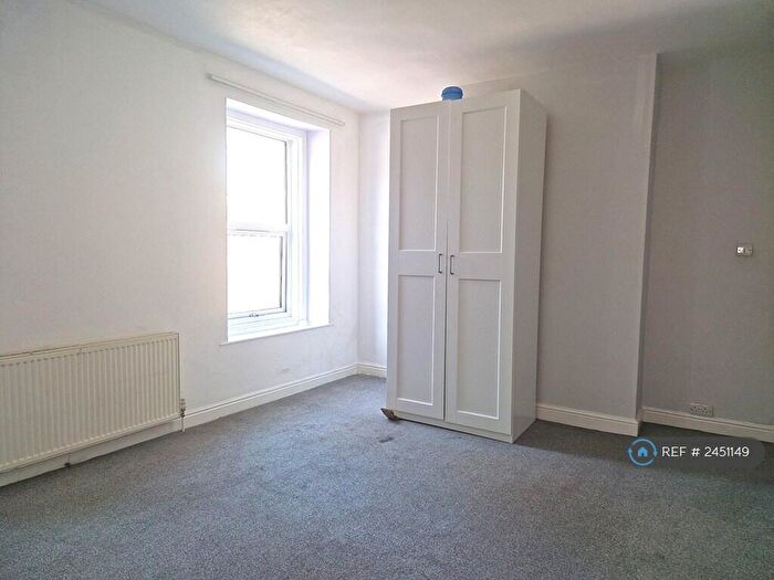 4 Bedroom Terraced House To Rent In Springvale Road, Sheffield, S10
