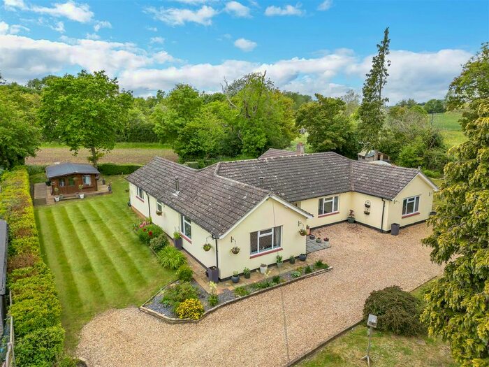 4 Bedroom Detached Bungalow For Sale In Bury Road, Brockley, Bury St. Edmunds, IP29