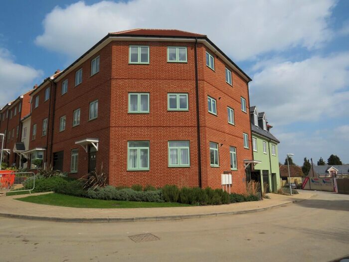 1 Bedroom Apartment To Rent In Summerhouse Hill, Buckingham, MK18