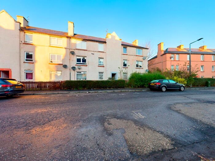 2 Bedroom Flat To Rent In Stenhouse Avenue West, Saughton, Edinburgh EH11