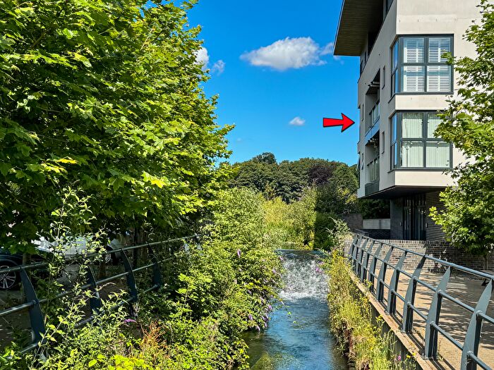 2 Bedroom Apartment For Sale In Dover, CT17