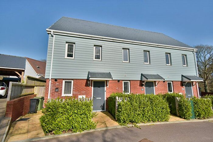 3 Bedroom Terraced House For Sale In Watergate, Bexhill-On-Sea, TN39