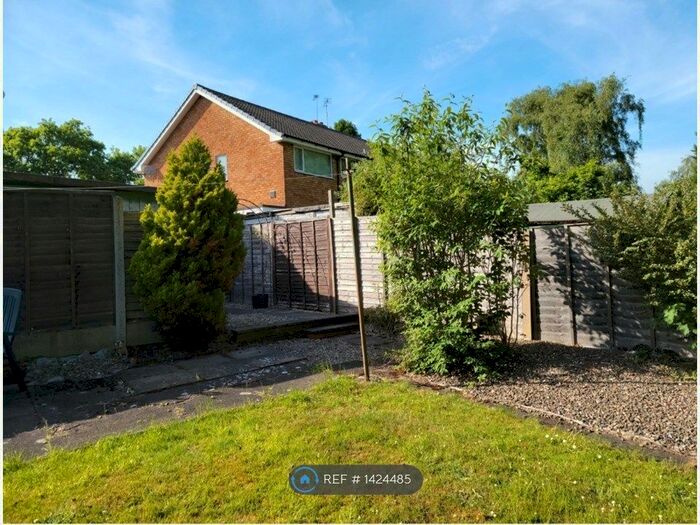 2 Bedroom Flat To Rent In Tile Cross Road, Birmingham, B33