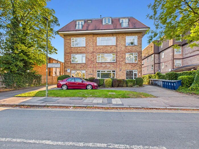 2 Bedroom Flat For Sale In Sunningfields Road, London, NW4