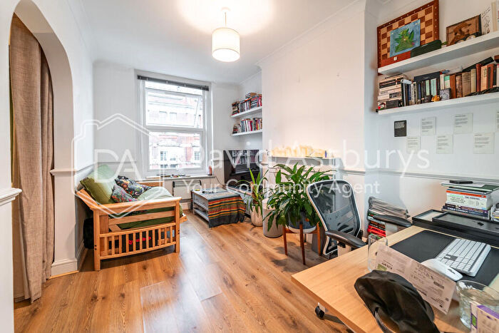 1 Bedroom Apartment To Rent In Topsfield Parade, Crouch End, London, N8