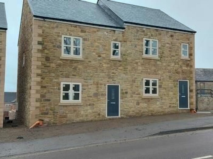 4 Bedroom Semidetached House For Sale In West Farm Drive, Chopwell