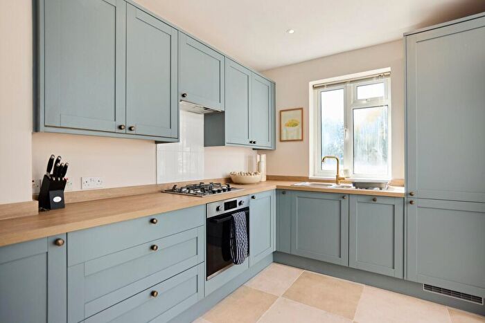 3 Bedroom House For Sale In Randall Avenue, London, NW2