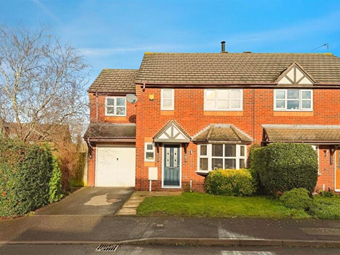 4 Bedroom Semi-Detached House For Sale In Weilerswist Drive, Whitnash, Leamington Spa, CV31