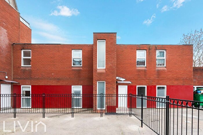 2 Bedroom Flat To Rent In Priya House, B High Street, Croydon, CR0