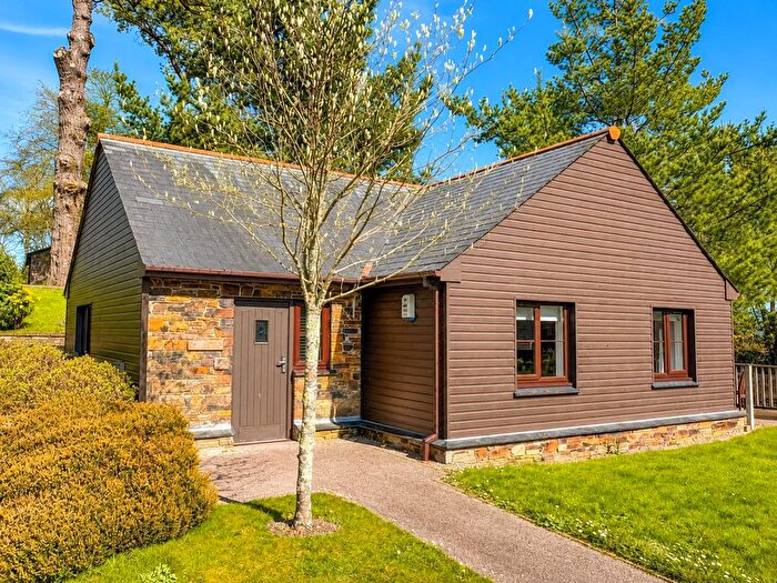 2 Bedroom Lodge For Sale In Trenython Manor, Tywardreath, Par, Cornwall, PL24