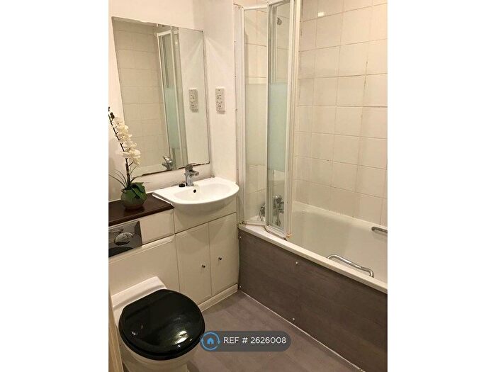 1 Bedroom Flat To Rent In Bailey House, London, SE18