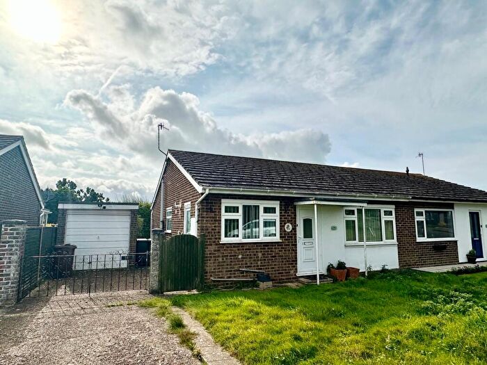 2 Bedroom Bungalow To Rent In Heron Close, Langney, BN23