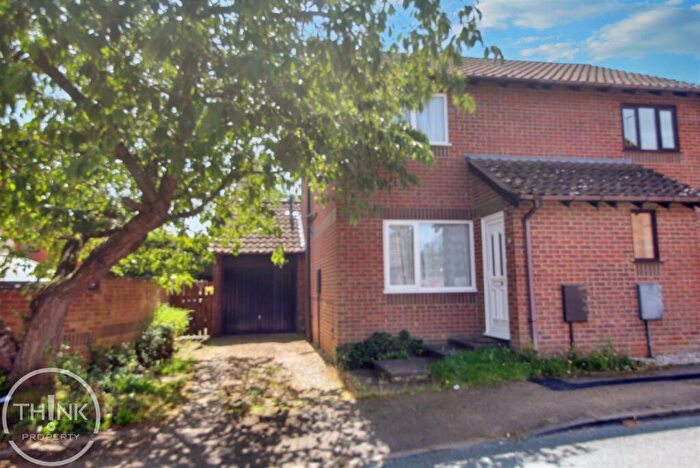 2 Bedroom Semi-Detached House To Rent In Ullswater Drive, Hethersett, Norwich, NR9