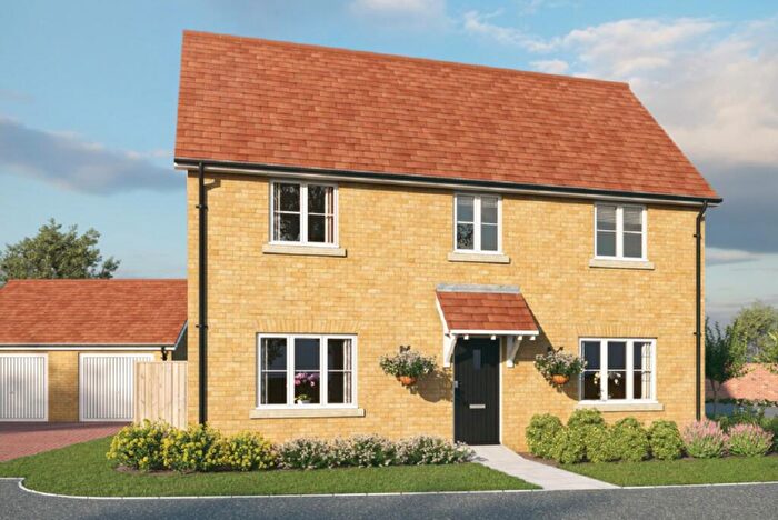 4 Bedroom Detached House For Sale In Buckenham Road, Attleborough, NR17