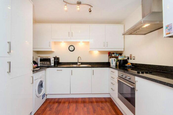 1 Bedroom Flat To Rent In Elm Grove, Wimbledon, London, SW19