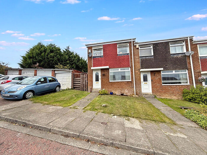 3 Bedroom Terraced House For Sale In Calder Walk, Sunniside, Newcastle Upon Tyne, Tyne And Wear, NE16