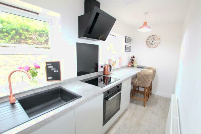 2 Bedroom Semi-Detached House To Rent In School Street, Honley, Holmfirth, HD9